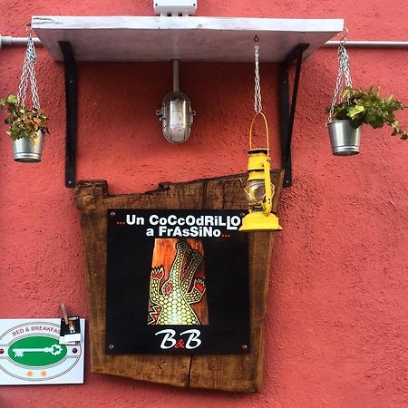 Un Coccodrillo A Frassino Bed & Breakfast Calizzano Dış mekan fotoğraf