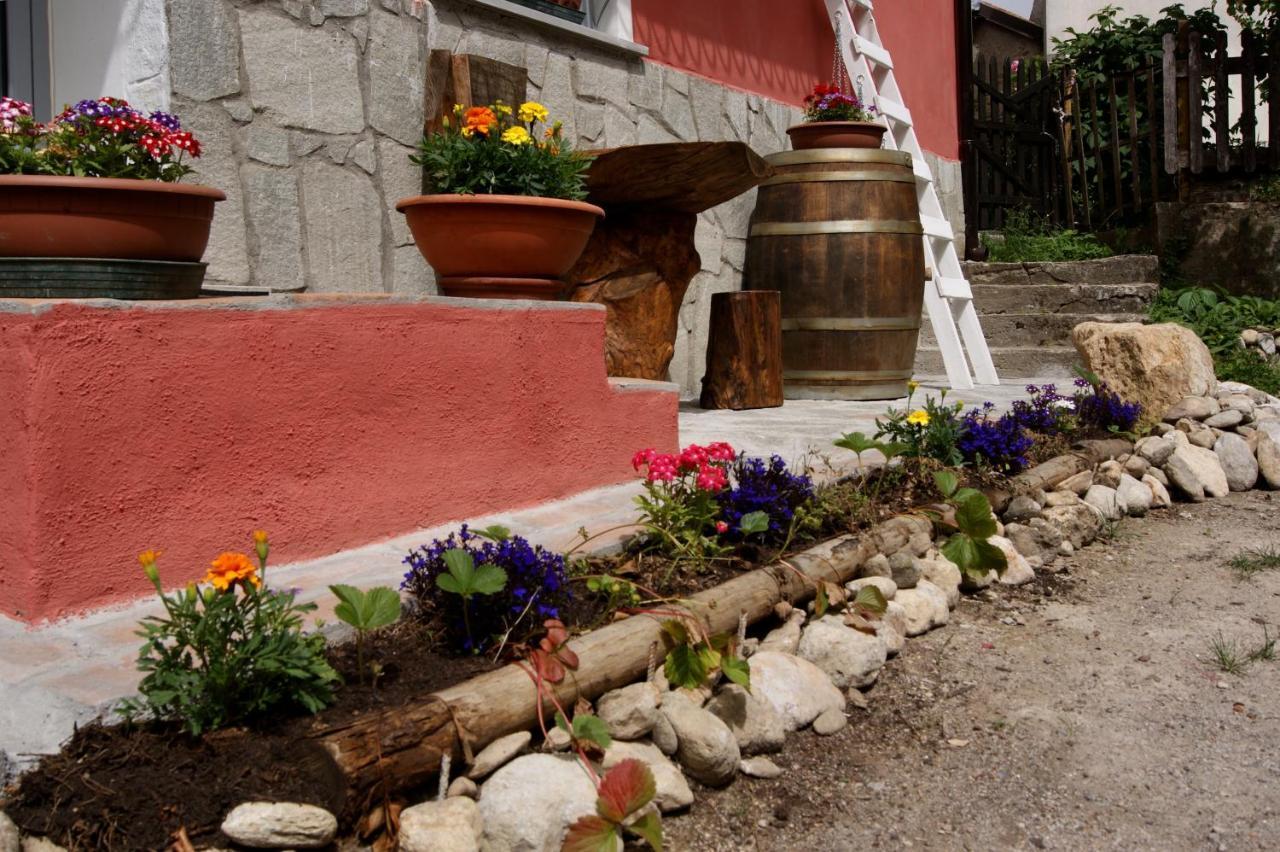 Un Coccodrillo A Frassino Bed & Breakfast Calizzano Dış mekan fotoğraf