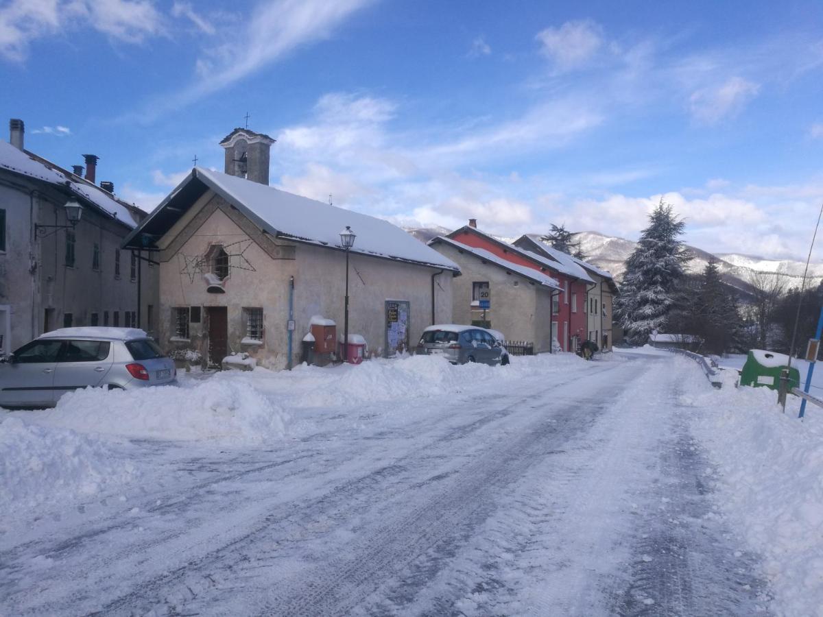 Un Coccodrillo A Frassino Bed & Breakfast Calizzano Dış mekan fotoğraf